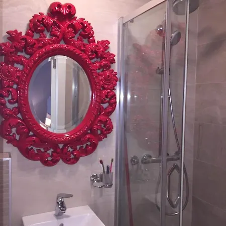 Balkan-inn Parlament Lux 公寓